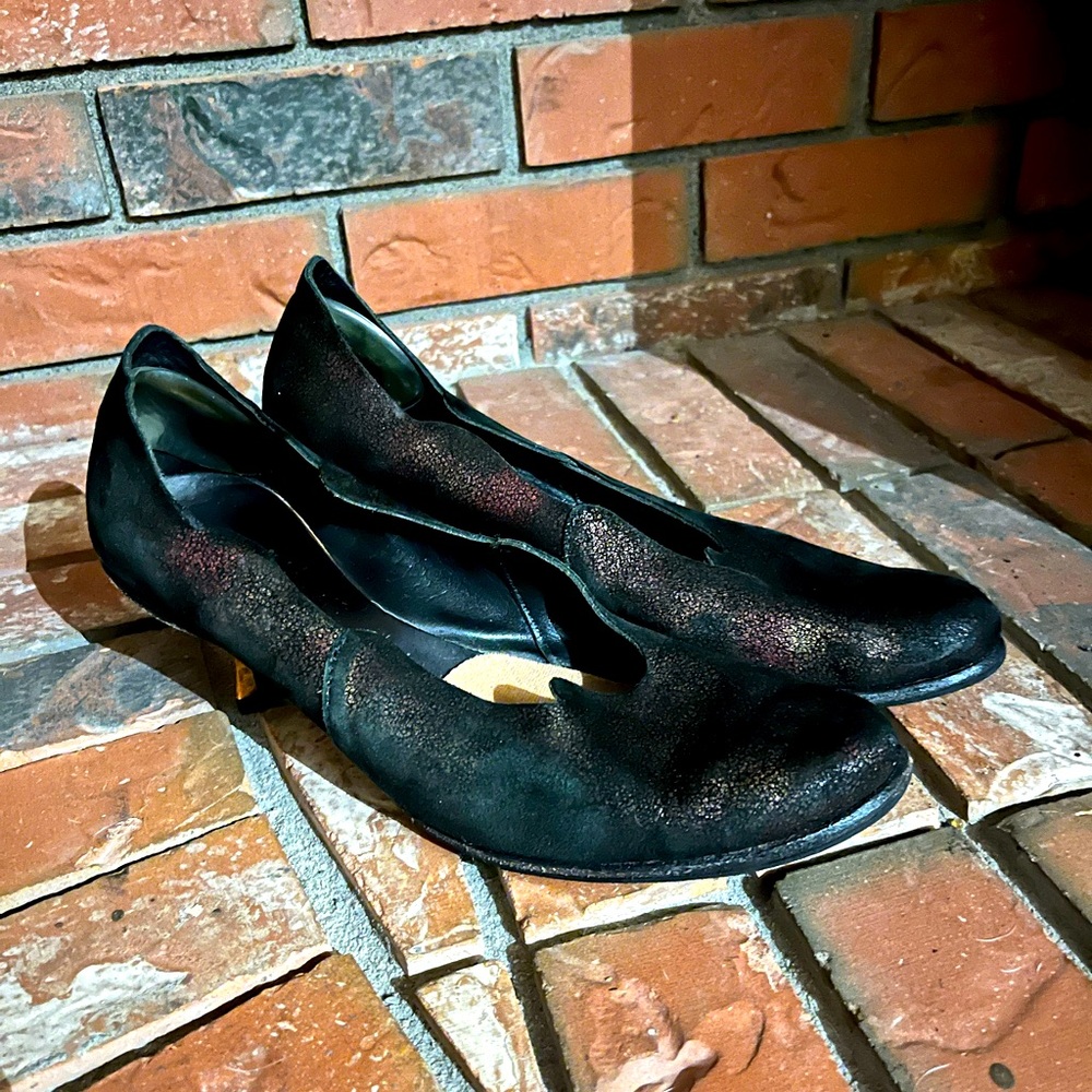 CYDWOQ black + glitter heels